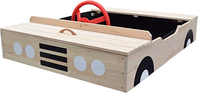 Carre de sable en bois en forme de voiture avec un couvercle